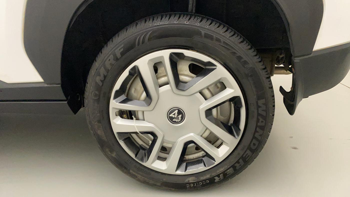 2023 Nissan MAGNITE XE, Petrol, Manual, 9,324 km, Left Rear Wheel
