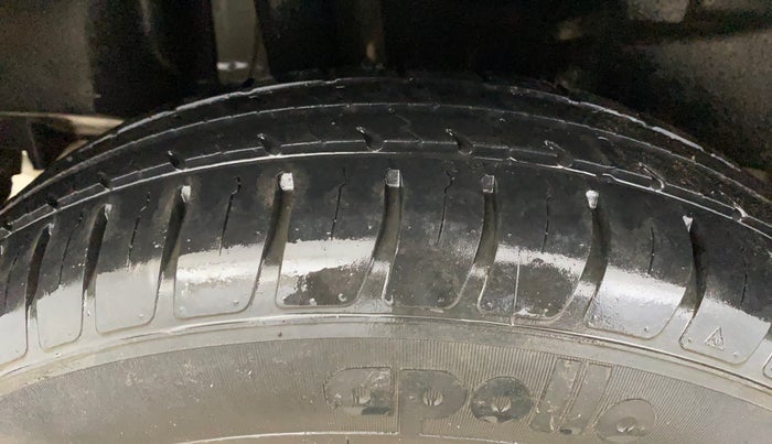 2019 Maruti Swift LXI, Petrol, Manual, 23,750 km, Right Rear Tyre Tread