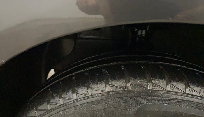 2021 Hyundai GRAND I10 NIOS SPORTZ AMT 1.2 KAPPA VTVT, Petrol, Automatic, 24,905 km, Left Front Tyre Tread