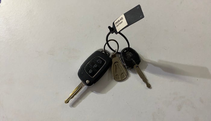 2021 Hyundai GRAND I10 NIOS SPORTZ AMT 1.2 KAPPA VTVT, Petrol, Automatic, 24,905 km, Key Close Up