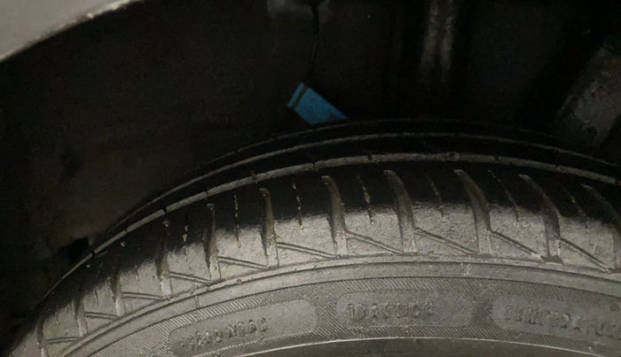 2021 Hyundai GRAND I10 NIOS SPORTZ AMT 1.2 KAPPA VTVT, Petrol, Automatic, 24,905 km, Left Rear Tyre Tread
