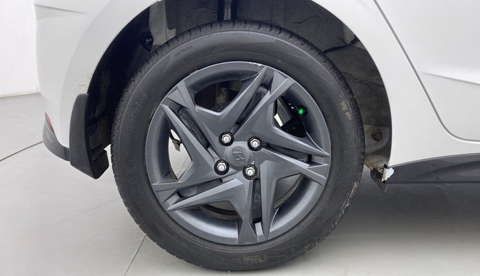 2021 Hyundai NEW I20 SPORTZ 1.2 MT, Petrol, Manual, 12,608 km, Right Rear Wheel