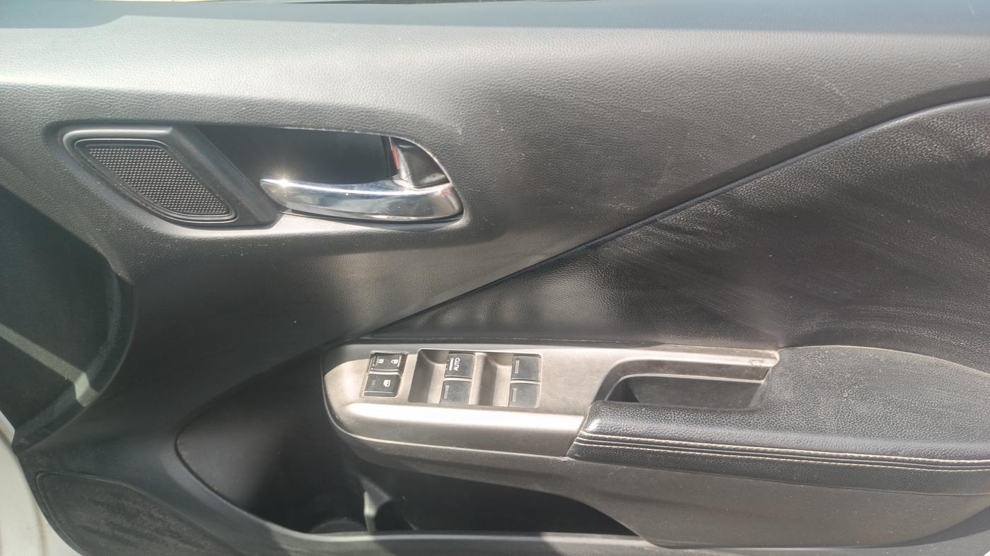 2016 Honda City 1.5L I-VTEC VX (O) MT, Petrol, Manual, 57,967 km, Driver Side Door Panels Control