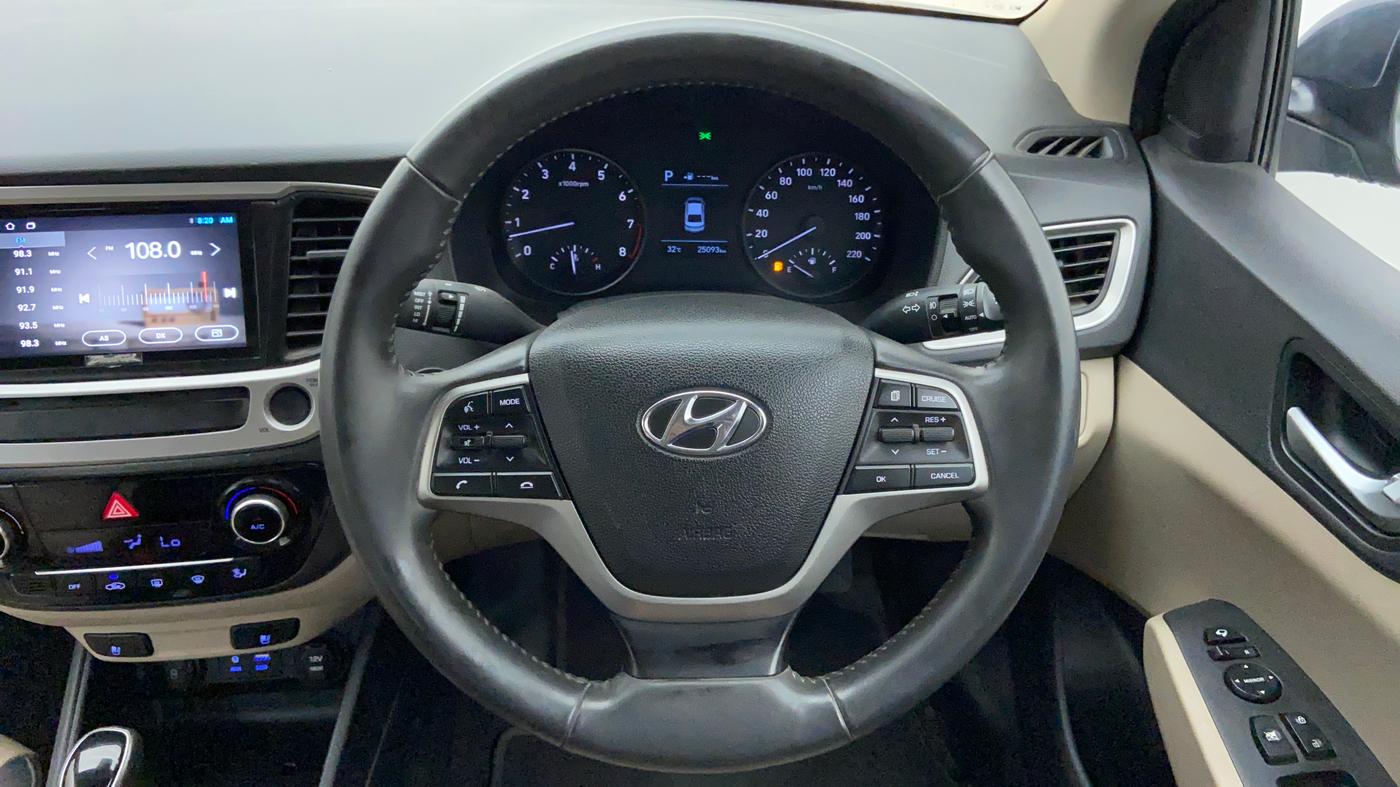 2019 Hyundai Verna 1.6 SX VTVT AT (O), Petrol, Automatic, 25,263 km, Steering Wheel Close Up