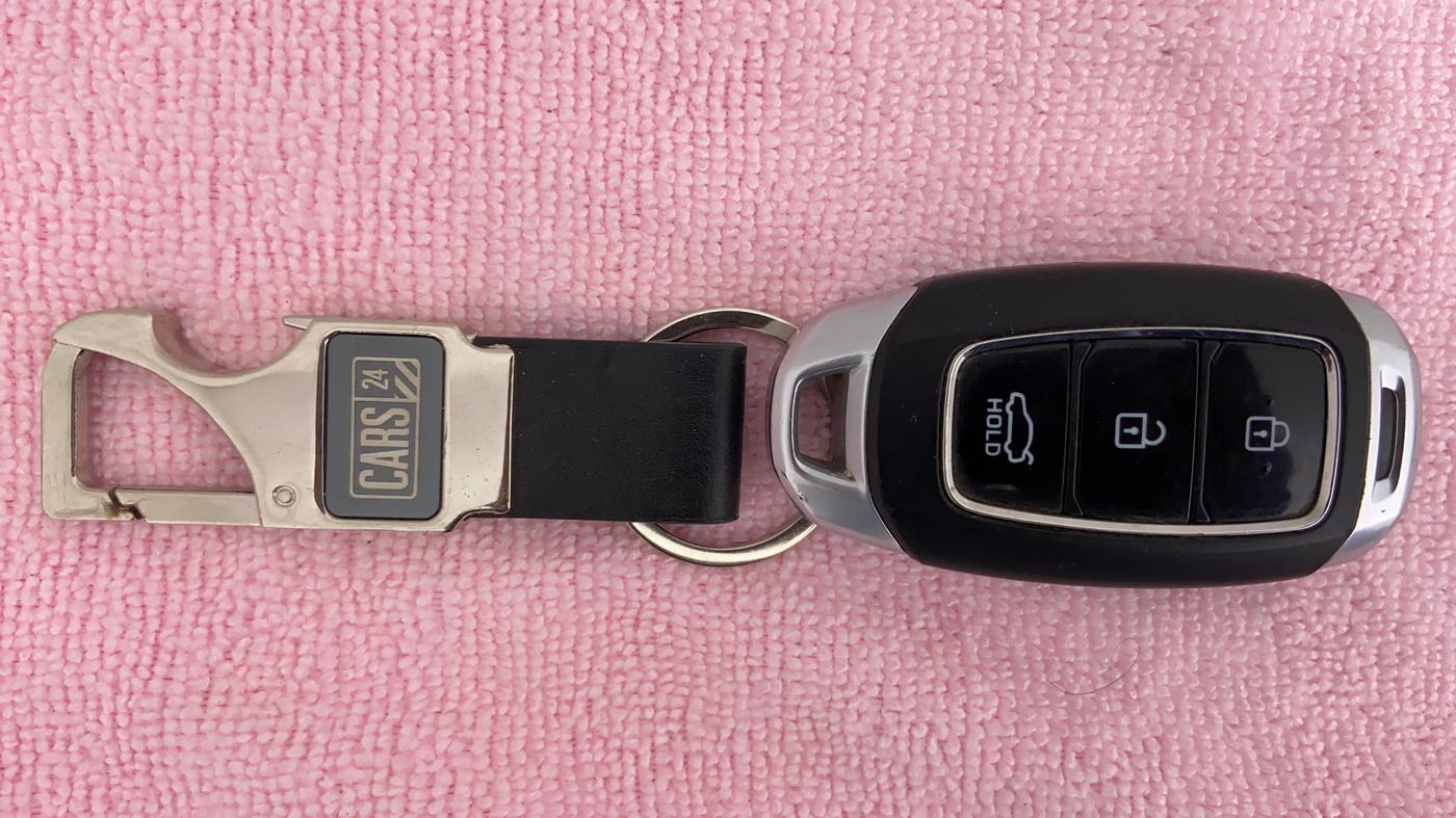 2019 Hyundai Verna 1.6 SX VTVT AT (O), Petrol, Automatic, 25,263 km, Key Close Up