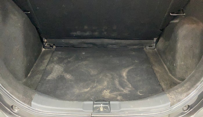 2015 Honda Jazz 1.2L I-VTEC V AT, Petrol, Automatic, 75,111 km, Boot Inside