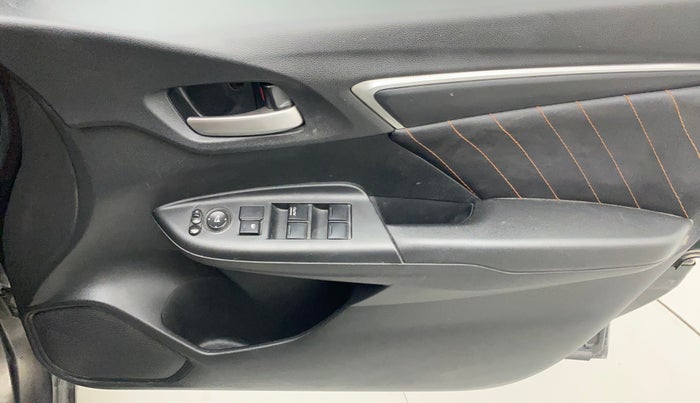 2015 Honda Jazz 1.2L I-VTEC V AT, Petrol, Automatic, 75,111 km, Driver Side Door Panels Control