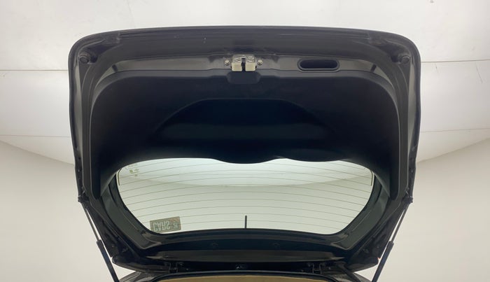 2015 Honda Jazz 1.2L I-VTEC V AT, Petrol, Automatic, 75,111 km, Boot Door Open