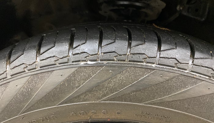 2018 Hyundai Creta SX AT 1.6 PETROL, Petrol, Automatic, 75,361 km, Left Front Tyre Tread