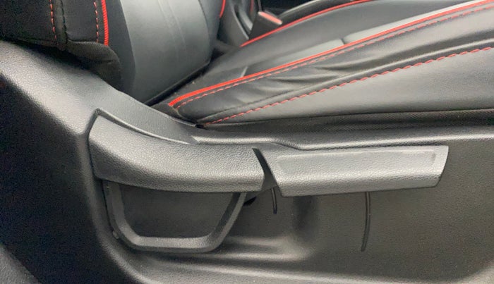 2023 Hyundai NEW I20 N LINE N8 1.0 TURBO DCT, Petrol, Automatic, 15,002 km, Driver Side Adjustment Panel