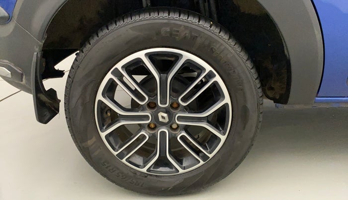 2021 Renault TRIBER RXZ AMT, Petrol, Automatic, 11,208 km, Right Rear Wheel