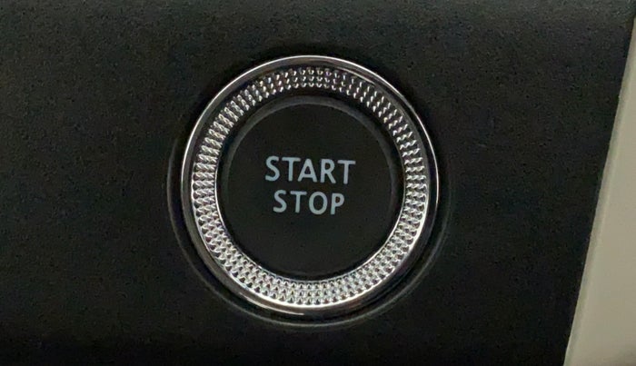 2021 Renault TRIBER RXZ AMT, Petrol, Automatic, 11,208 km, Keyless Start/ Stop Button