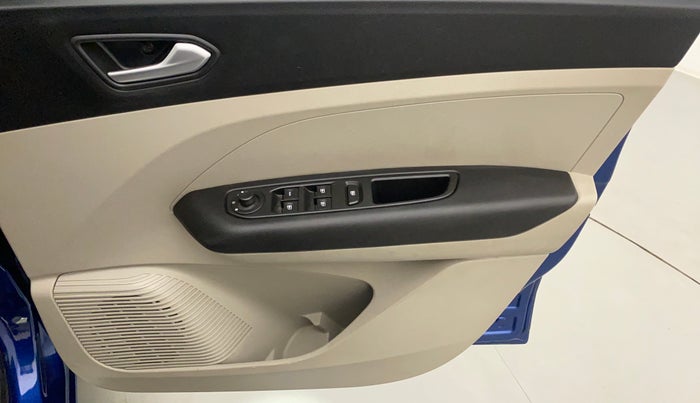 2021 Renault TRIBER RXZ AMT, Petrol, Automatic, 11,208 km, Driver Side Door Panels Control