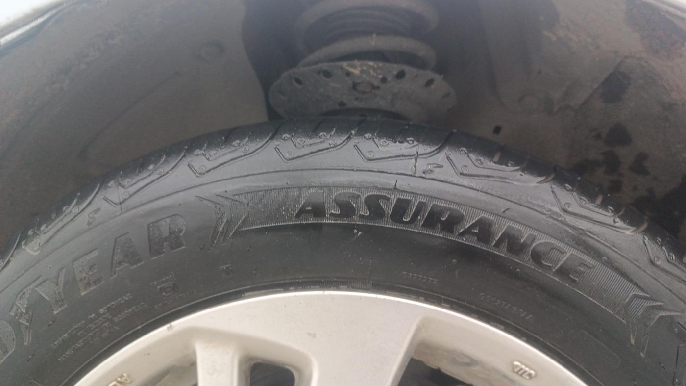 2017 Honda Jazz 1.2L I-VTEC V AT, Petrol, Automatic, 75,880 km, Left Front Tyre Tread