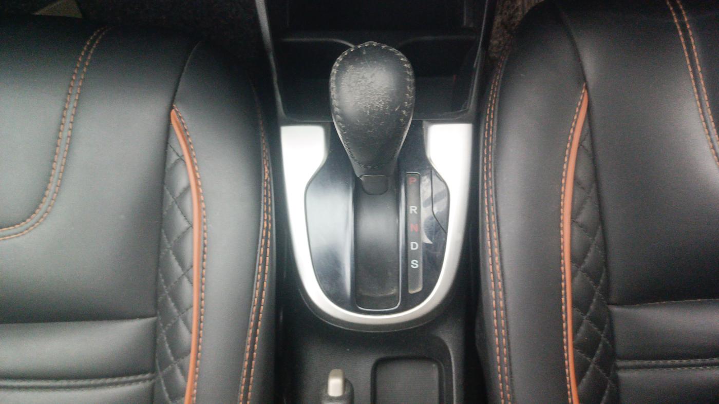 2017 Honda Jazz 1.2L I-VTEC V AT, Petrol, Automatic, 75,880 km, Gear Lever