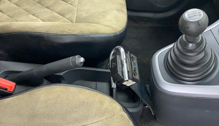 2014 Maruti Ritz ZXI, Petrol, Manual, 63,613 km, Gear Lever