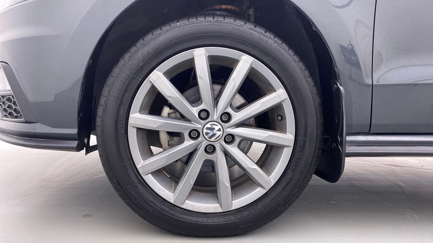 2020 Volkswagen Polo HIGHLINE PLUS 1.0 TSI MT, Petrol, Manual, 6,086 km, Left Front Wheel