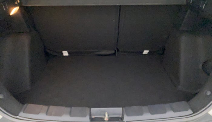 2021 Tata NEXON XZA PLUS (O) DIESEL, Diesel, Automatic, 22,630 km, Boot Inside