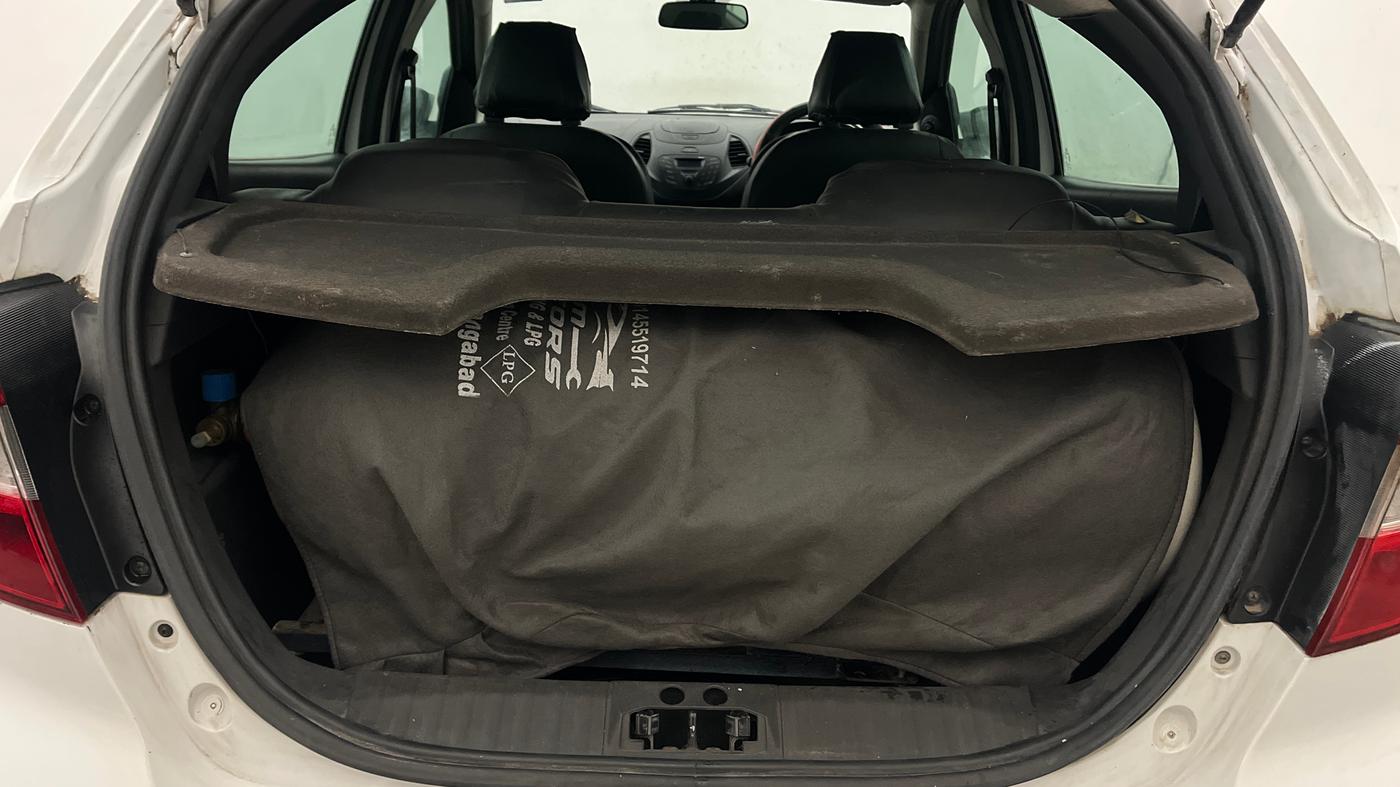 2017 Ford New Figo TREND 1.2 PETROL, CNG, Manual, 87,407 km, Boot Inside