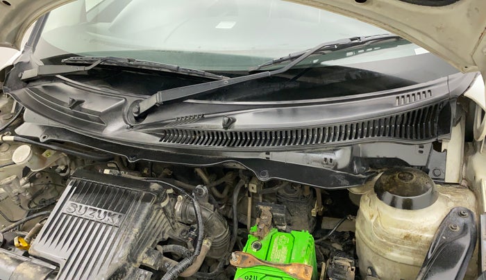 2016 Maruti Swift VXI, Petrol, Manual, 77,150 km, Bonnet (hood) - Cowl vent panel has minor damage