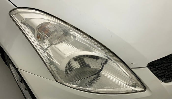 2016 Maruti Swift VXI, Petrol, Manual, 77,150 km, Right headlight - Minor scratches
