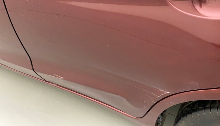 2014 Honda Amaze 1.2L I-VTEC S, Petrol, Manual, 79,963 km, Rear left door - Slightly dented