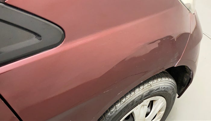 2014 Honda Amaze 1.2L I-VTEC S, Petrol, Manual, 79,963 km, Right fender - Slightly dented