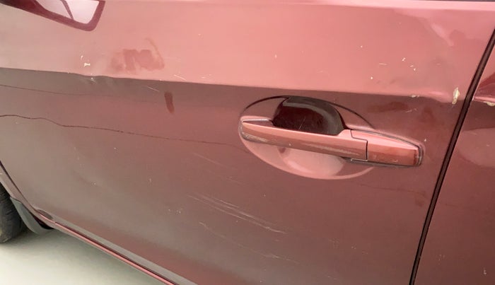2014 Honda Amaze 1.2L I-VTEC S, Petrol, Manual, 79,963 km, Front passenger door - Minor scratches