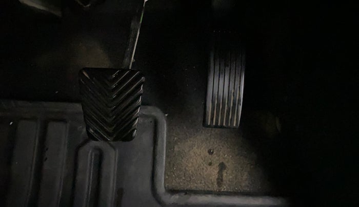 2020 KIA SONET HTX PLUS 1.0 IMT, Petrol, Manual, 22,802 km, Pedals