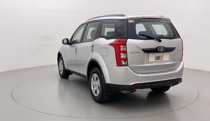 2017 Mahindra XUV500 W6, Diesel, Manual, 69,651 km, Left Back Diagonal