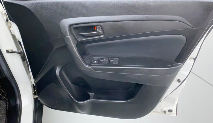 2021 Maruti Vitara Brezza VXI, Petrol, Manual, 10,870 km, Driver Side Door Panels Control