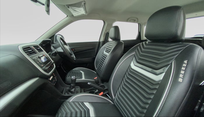 2021 Maruti Vitara Brezza VXI, Petrol, Manual, 10,870 km, Right Side Front Door Cabin