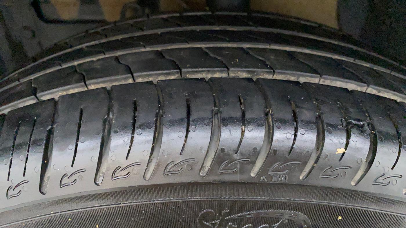 2021 Maruti Vitara Brezza VXI, Petrol, Manual, 10,870 km, Left Front Tyre Tread