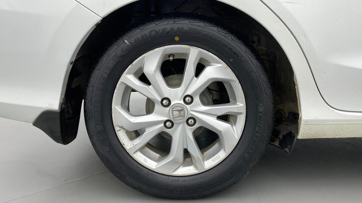 2019 Honda Amaze 1.2L I-VTEC V, CNG, Manual, 99,625 km, Right Rear Wheel