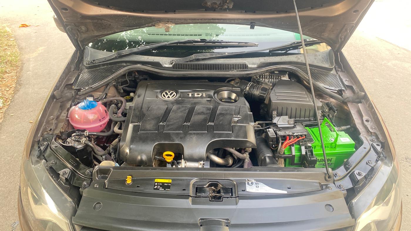 2015 Volkswagen Vento HIGHLINE DIESEL 1.5, Diesel, Manual, 1,09,637 km, Engine View