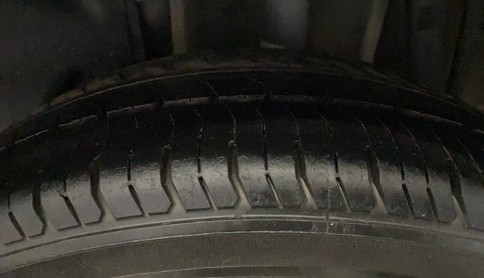 2016 Tata Tiago XZ PETROL, Petrol, Manual, 66,808 km, Left Rear Tyre Tread