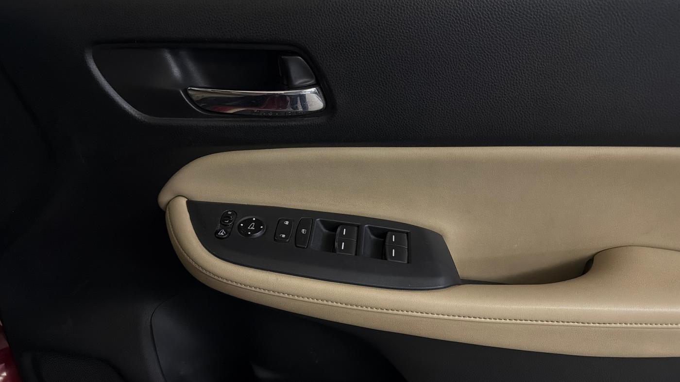 2020 Honda City 1.5L I-VTEC ZX CVT, Petrol, Automatic, 84,660 km, Driver Side Door Panels Control