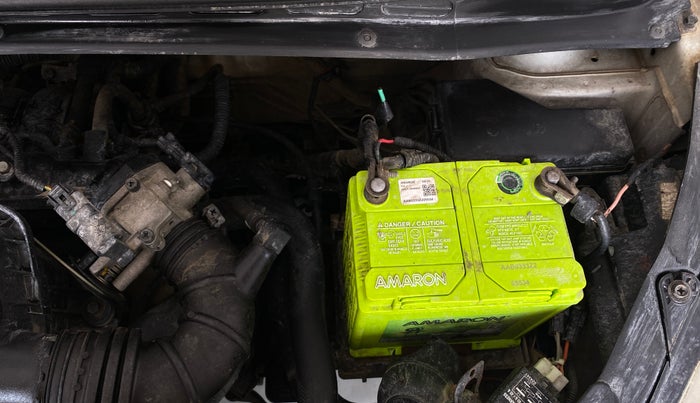 2014 Hyundai i10 MAGNA 1.1, Petrol, Manual, 89,448 km, Engine View - Left