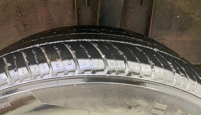 2022 Nissan MAGNITE XV TURBO CVT, Petrol, Automatic, 11,250 km, Left Rear Tyre Tread