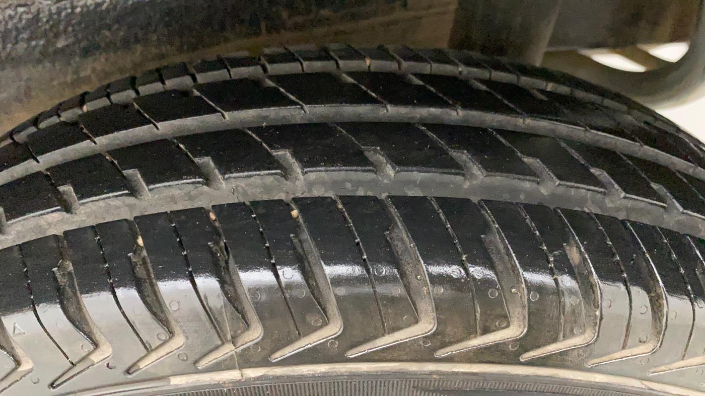 2023 Maruti Alto K10 VXI PLUS, Petrol, Manual, 8,882 km, Left Rear Tyre Tread