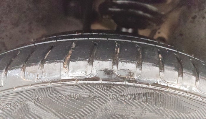 2020 Skoda Karoq STYLE 1.5 TSI AT, Petrol, Automatic, 92,444 km, Left Front Tyre Tread