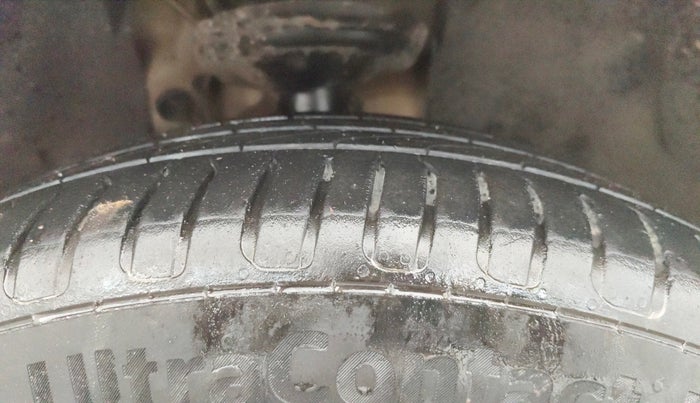 2020 Skoda Karoq STYLE 1.5 TSI AT, Petrol, Automatic, 92,444 km, Right Front Tyre Tread