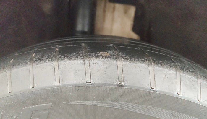 2020 Skoda Karoq STYLE 1.5 TSI AT, Petrol, Automatic, 92,444 km, Right Rear Tyre Tread