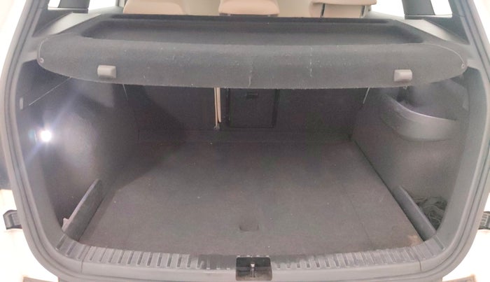 2020 Skoda Karoq STYLE 1.5 TSI AT, Petrol, Automatic, 92,444 km, Boot Inside