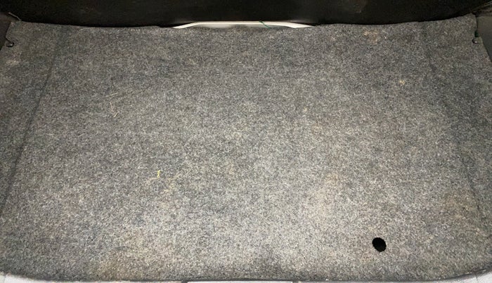 2016 Maruti Alto 800 LXI, Petrol, Manual, 78,234 km, Boot Inside