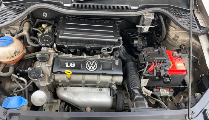 2015 Volkswagen Vento HIGHLINE 1.6 MPI, Petrol, Manual, 32,714 km, Engine View