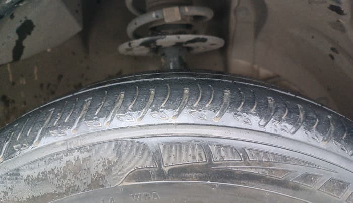 2022 Maruti XL6 ALPHA PLUS MT, Petrol, Manual, 51,656 km, Right Front Tyre Tread