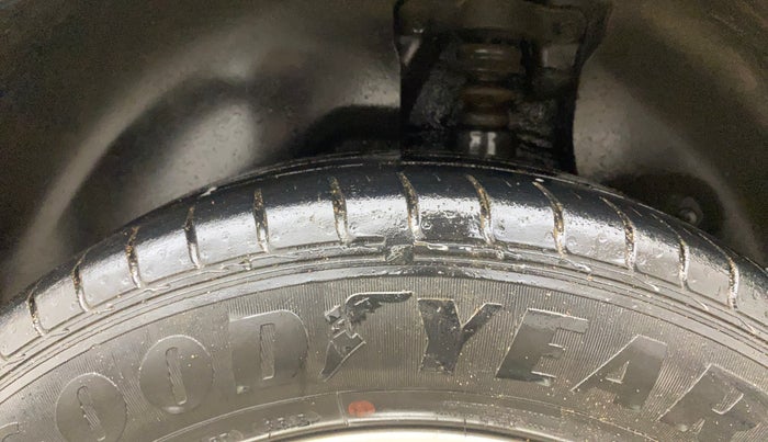 2015 Hyundai Creta SX PLUS 1.6 PETROL, Petrol, Manual, 66,649 km, Left Rear Tyre Tread