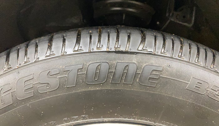 2015 Hyundai Creta SX PLUS 1.6 PETROL, Petrol, Manual, 66,649 km, Left Front Tyre Tread