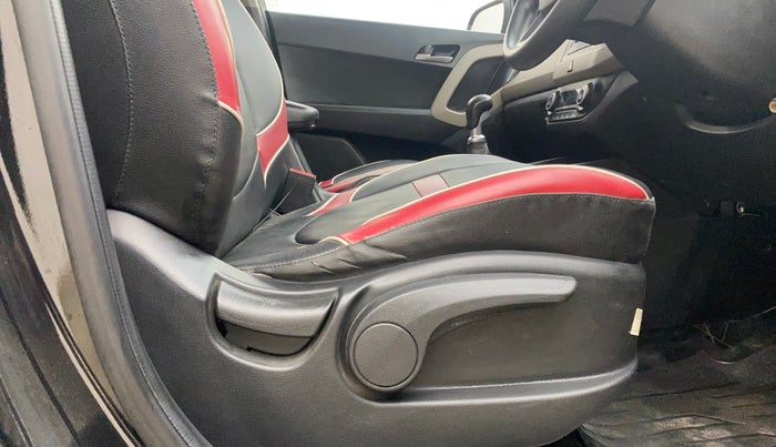 2015 Hyundai Creta SX PLUS 1.6 PETROL, Petrol, Manual, 66,649 km, Driver Side Adjustment Panel